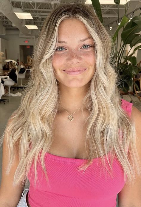 Medium To Long Haircut, Hair Dye Color Ideas, Perfect Blonde Hair, Bright Blonde Hair, Long Haircut, Summer Blonde Hair, Money Piece, Dyed Blonde Hair, Dirty Blonde Hair