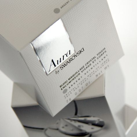 Blog Website Design, Cosmetic Packaging Design, Beer Packaging, Embossed Paper, Silver Mirror, Beauty Packaging, Creative Packaging Design, Creative Packaging, Cosmetic Packaging