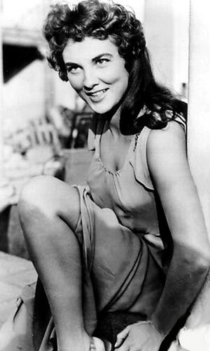 1950s Actresses, Allison Hayes, B Movies, Glamour Art, Scream Queens, Private Life, B Movie, Silver Screen, Vintage Hollywood