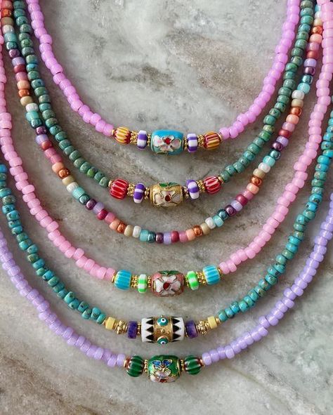 Beadies Amsterdam & Utrecht on Instagram: "POP OF COLOR 🪻🍒🎀🌼🧡" Bubble Quilts, Taxidermy Jewelry, Funky Colors, Cute Friendship Bracelets, Ocean Inspired Jewelry, Edgy Jewelry, Diy Jewelry Unique, Indie Jewelry, Necklace Ideas