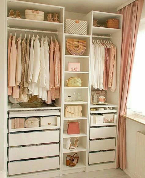 Dressing Room Closet, Organized Closet, Dream Closet Design, Closet Design Layout, Closet Renovation, Wardrobe Interior Design, Closet Layout, Wardrobe Room, Closet Remodel