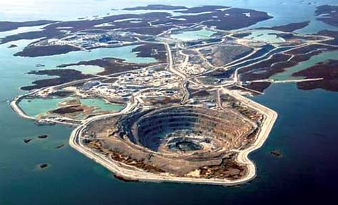 Diavik. A diamond mine on Baffin Island, in the North of Canada. Diamond Mine, Open Pit, Diamond Mines, Canada Eh, Northwest Territories, Arctic Circle, Oh Canada, Chernobyl, Harry Winston