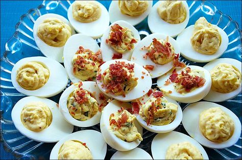 Two delicious variations on an old favorite: deviled eggs. Jalapeno Deviled Eggs, Eclipse Party, Homemade Appetizer, Deviled Eggs Easy, Bacon Deviled Eggs, Protein Packed Snacks, Stuffed Jalapenos With Bacon, Deviled Eggs Recipe, Sweet Pickles