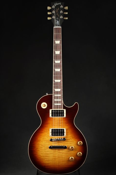 Gibson Les Paul Slash, Slash Les Paul, Lp Guitar, Guitar Gibson, Guitar Illustration, Les Paul Guitars, Guitar Photography, Gibson Guitar, Epiphone Les Paul