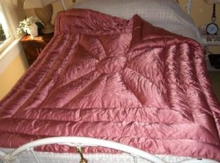 Vintage Pink Hollywood Glam GOOSE Down Liquid Satin Comforter Quilt 2 Dollar Princesses, Satin Comforter, Comforter Pink, Comforter Quilt, Satin Quilt, Liquid Satin, Boardwalk Empire, Hollywood Glam, Linen Textile