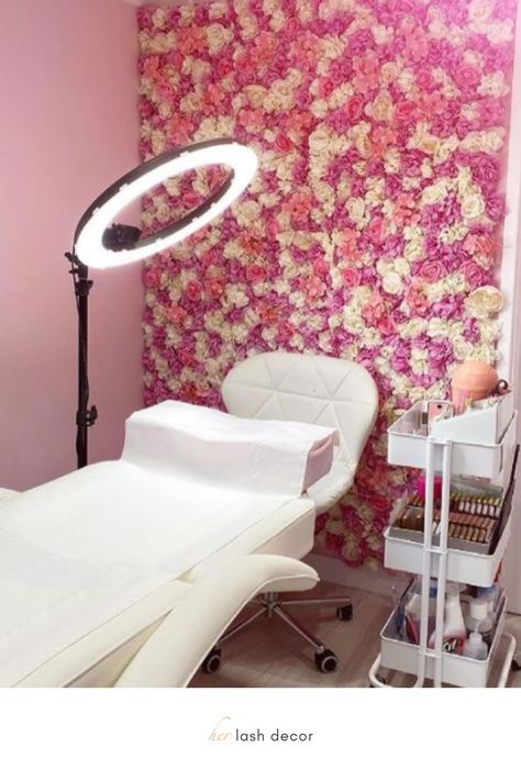 Pink Salon Ideas, Pink Lash Room, Pink Salon Aesthetic, Beauty Salon Ideas, Nail Room Decor Ideas, Pink Beauty Room, Salon Colors, Pink Beauty Salon, Decor Beauty Salon