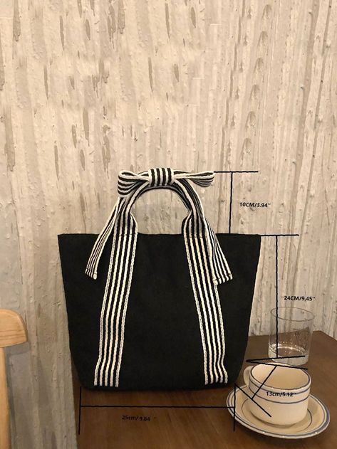 Bag Craft, Diy Bag Designs, Striped Bags, Diy Bags, Bags Handmade, Bow Decor, Produce Bags, Sewing Design, Sewing Lessons