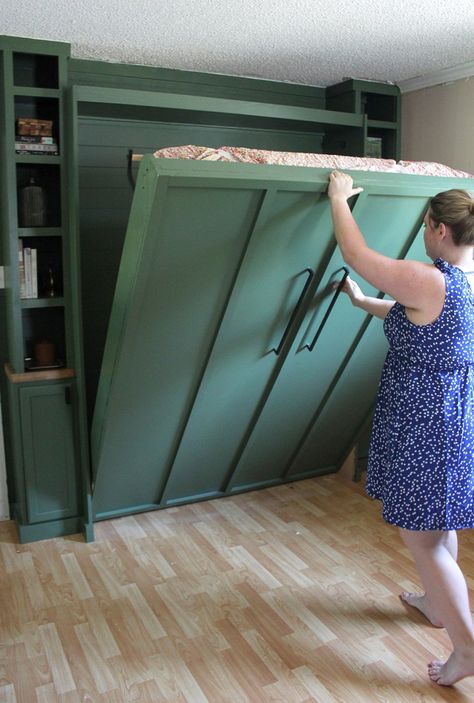 Diy Murphy Bed, Murphy Bed Kits, Beautiful Bed Designs, Build A Murphy Bed, Painted Bookshelves, Closet Bed, Murphy Bed Diy, Murphy Bed Plans, Bed Design Modern