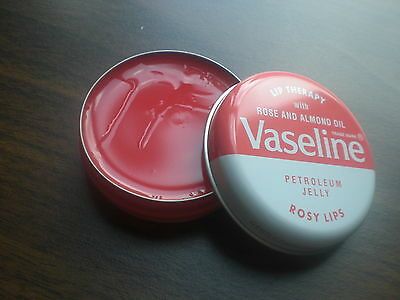 Vaseline Rosy Lips, Burt's Bees Lip Balm, Vaseline Petroleum Jelly, Burts Bees Lip Balm, Vaseline Lip Therapy, Vaseline Lip, Lip Therapy, Rosy Lips, Petroleum Jelly