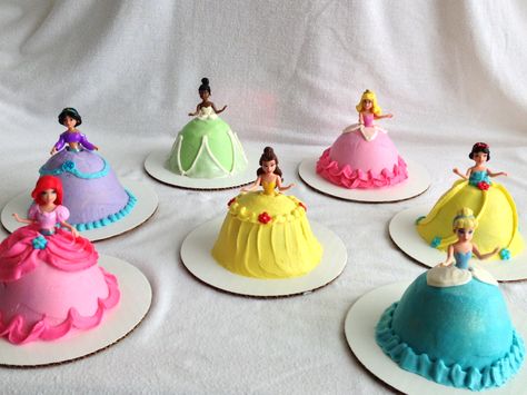 Princess mini cakes, baked in a mini wonder mold pan and frosted and decorated with buttercream:0) Small Barbie Cake, Barbie Cake Design, Doll Cake Design, Barbie Cake Designs, Doll Cake Designs, Simple Doll, Barbie Doll Cake, Disney Princess Cupcakes, Princess Cakes