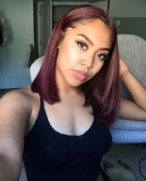 Pelo Color Vino, Trendy We Fryzurach, Dyed Natural Hair, Frontal Hairstyles, Short Straight Hair, Burgundy Hair, Hair Laid, Shag Haircut, Ombre Hair Color