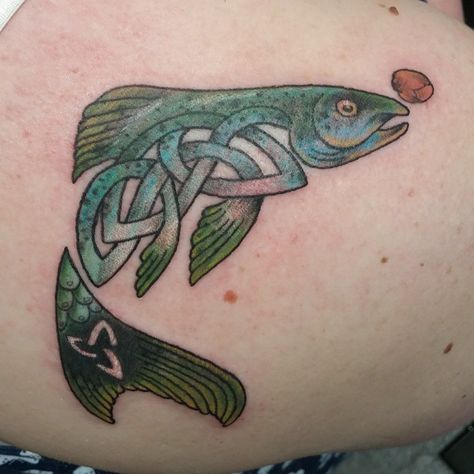 Salmon of Knowledge Celtic Tattoo | Tattoo Ideas and Inspiration Celtic Salmon, Fionn Mac Cumhaill, Salmon Of Knowledge, Celtic Animals, Irish Tattoos, Knot Tattoo, Celtic Tattoo, English Literature, Tattoo Tattoo