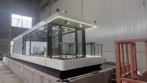 New Design House Boat Aluminum Pontoon Houseboat For Sale Space Capsule Boathouse Floating Solar-powered Electric Houseboat Houseboat Plans Layout, Pontoon Houseboats For Sale, New Design House, Houseboat Plans, Pontoon Houseboat, Houseboat Living, Space Capsule, Houseboat, Solar Powered