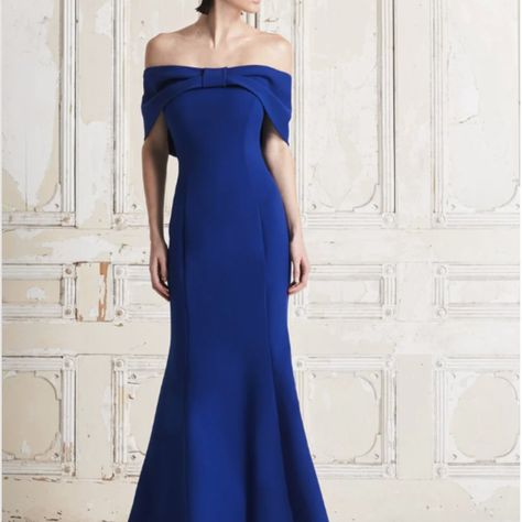 Nwt Daymor Couture Style 767 In Blue. This Gown Is A Floor Length That Featuring An Off The Shoulder Style. Daymor Couture, White Off Shoulder Dress, Gorgeous Black Dress, Vintage 90s Dress, Satin Corset Dress, Billabong Dress, Special Event Dresses, Couture Style, August Wedding