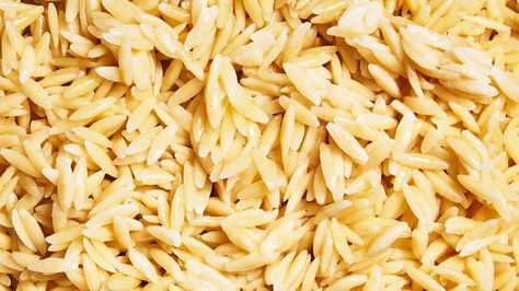 It isn't the coolest pasta ever, but with a little butter, orzo is pretty much perfect. Butter Orzo, Recipe Pasta, Orzo Recipes, Butter Pasta, Salad Recipes Video, Buttered Noodles, Healthy Grains, Orzo Pasta, Delish Recipes