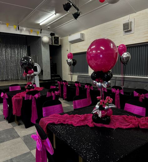 21st Room Dress💖 Hot Pink, Black & Silver 🌺 Black And Hot Pink Party Decorations, Pink And Black Centerpieces, Pink Black And Silver Party Decor, Black And Pink Table Setting, Pink And Black Quince, Black And Pink Party Decorations, Pink And Black Party Theme, Pink And Black Birthday Party Decoration, Pink Table Settings