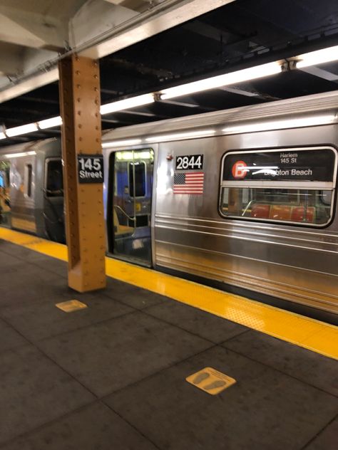 New York Subway Aesthetic, Downtown Vibes, 2024 Board, Aesthetic Nyc, St Street, York Aesthetic, Bloxburg Ideas, New York Subway, Subway Train