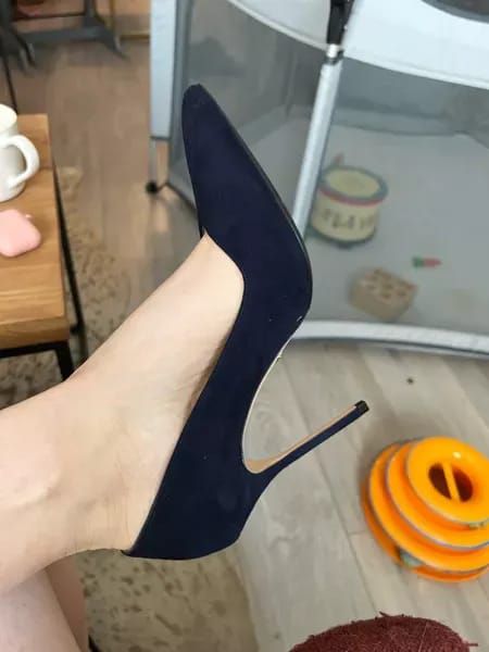 Sarah flint perfect 100 pump in navy suede - I wear a size 39, use discount code SARAHFLINT-BALMENTSOFSTYLE for $50 off #LTKshoecrush Sarah Palin Heels, Sarah Flint Perfect Pump, International Fashion Designers, Online Womens Clothing, Stiletto Heels, The 100, Pumps, Heels, Clothes For Women