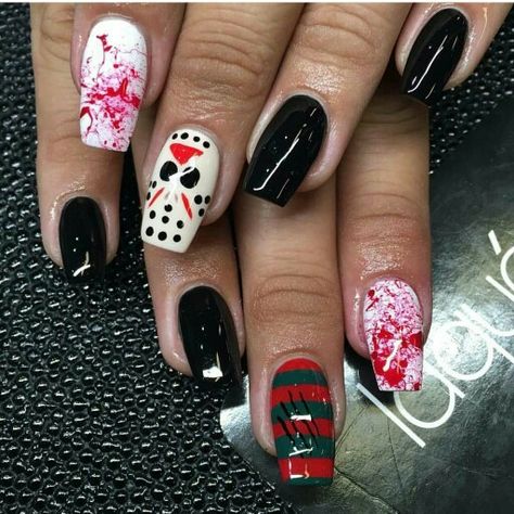 Jason Voorhees inspired nails. Fun Nail Designs Creative Latest Fashion, Halloween Coffin Nail Ideas, Halloween Toenail Designs, Gelish Halloween, Horror Themed Nails, Desi Nails, Creepy Halloween Nails, It Nails, Nail Art Cute