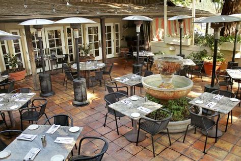 CALIFORNIA // Cultural Dining in Danville: The 10 Best Restaurants & Bars // http://theculturetrip.com/north-america/usa/california/articles/cultural-dining-in-danville-the-10-best-restaurants-bars/ Private Dining Room Restaurant, Danville California, California Living, Private Dining Room, East Bay, White Table Cloth, Snack Bar, Local Restaurant, Cooking Art