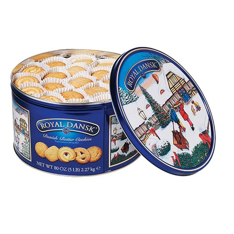 Luxury Snacks, Danish Butter Cookies Recipe, Comidas Halloween, Butter Cookies Tin, Giveaway Design, Our Generation Doll Accessories, Danish Cookies, Chobani Yogurt, Ugg Season