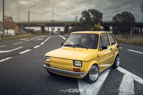 Fiat 126, Fiat Abarth, American Classic Cars, Italian Cars, Fiat 500, Small Cars, American Classic, Cute Cars, Cars And Motorcycles