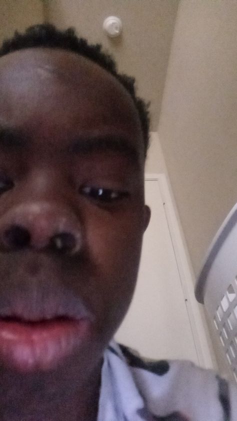 Funny Kodak Black, Meme Faces Carti, Fits For Winter, Kodak Black Memes Funny, Growing Up Black Memes Funny, Goofy Face, Black Guy Memes Funny, Black Dude, Funny Video Clips