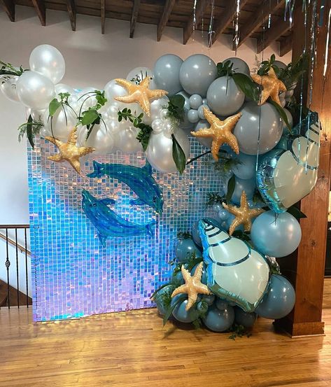 Under The Sea Debut Theme, Quinceanera Beach Theme, Underwater Quinceanera Sea Theme, Birthday Party Sea Theme, Dolphin Party Decorations, Ocean Prom Theme, Coral Theme Party, Beach Party Theme Decorations, Ocean Graduation Party