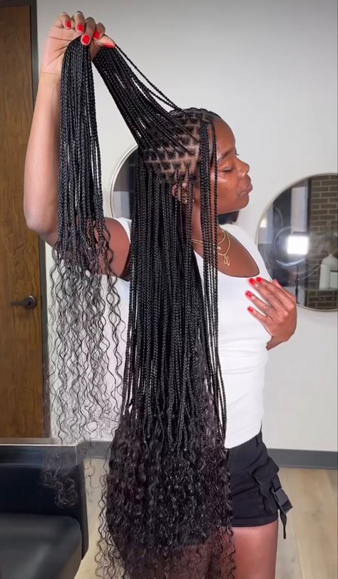 Small Knotless, Braided Hairstyles For Black Women Cornrows, Big Box Braids Hairstyles, Feed In Braids Hairstyles, Goddess Braids Hairstyles, Box Braids Hairstyles For Black Women, Cute Braided Hairstyles, Texas Roadhouse, Braids Hairstyles Pictures