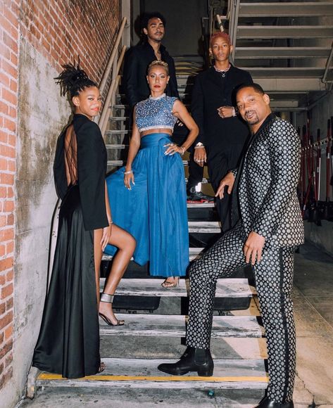 the smiths Will Smith And Family, Smith Family, Black Royalty, Willow Smith, Jaden Smith, Jada Pinkett Smith, Celebrity Families, The Smith, Most Beautiful People