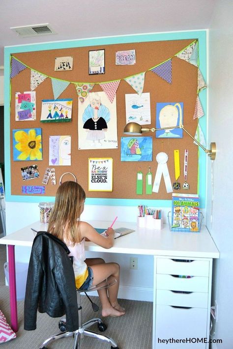 25 DIY Cork Board Ideas You Can Make Your Own Diy Cork Board Wall, Diy Cork Board Ideas, Painted Cork Board, Large Cork Board, Cork Board Wall, Diy Map, Diy Cork Board, Diy Cork, Art Display Kids