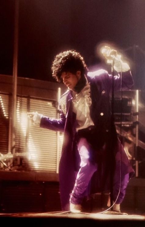 prince Prince Singer, Prince Music, Prince Musician, Prince And The Revolution, Prince Images, Prince Tribute, The Artist Prince, Pictures Of Prince, Rip Prince