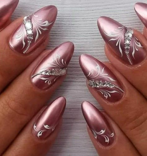 Bridal Nails Designs, Nails For Bride, Wedding Nails Glitter, Art Deco Nails, Manicure Nail Designs, Classy Nail Designs, Fancy Nails Designs, Silver Nail, Short Almond