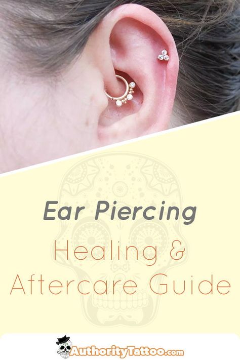 We explain every little detail about the ear piercing healing process, including everything you need to know for your ear piercing to heal perfectly. Heal Ear Piercing, Ear Piercings Care Tips, Daith Piercing Aftercare, Ear Piercing Aftercare, New Piercing Care, Daith Piercing Infection, Piercing Healing Time Chart, Teeny Tattoos, Daith Piercing Healing