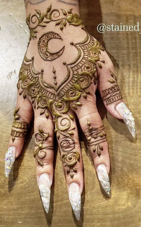 Henna Complicated, Henna Tattoo Designs Simple, Henna Tattoo Designs, Henna Tattoo, Simple Designs, Henna, Tattoo Designs, Tattoos, Design