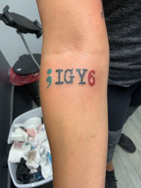 Veteran Tattoo For Women, Igy6 Tattoo Beautiful, I Got Your 6 Tattoo, Veteran Tattoo, Igy6 Tattoo, Military Tattoos Women, Igy6 Tattoo Military, Tattoo Leggings, Military Brat Tattoo