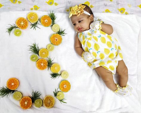 Baby 3 Months Photoshoot, Three Months Baby Photoshoot, Three Month Baby Photoshoot, 3 Months Old Photoshoot, Monthly Birthday Ideas Baby Girl, Baby Photoshoot Ideas 3 Months, Three Month Old Baby Pictures, 3 Month Old Baby Photoshoot, Three Months Baby Photography