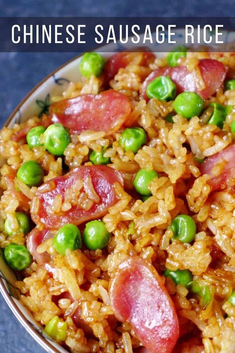 A quick, tasty dish prepared in just a few minutes, Chinese sausage fried rice delivers a balanced smoky, savoury & sweet taste. Sausage Fried Rice, Asian Lunch, Healthy Chinese Recipes, Chinese Foods, Chinese Sausage, Asian Rice, Chinese Vegetables, Arroz Frito, Easy Chinese Recipes