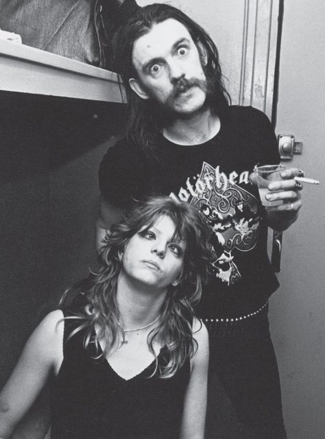 Lemmy Kilmister & Kelly Johnson ( Girlschool) -1980 Kelly Johnson, Lemmy Motorhead, Lemmy Kilmister, Dimebag Darrell, Symphonic Metal, Female Guitarist, Ozzy Osbourne, Thrash Metal, Classic Metal