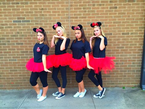 Minnie Mouse - Disney day - homecoming week Disney Day Hoco Week, Disney Day Ideas For Spirit Week, Spirit Week Disney Day, Disney Day At School Outfits, Disney Spirit Day, Disney Spirit Week, Disney Dress Up Day School, Character Day Spirit Week Last Minute, Disney Day Spirit Week