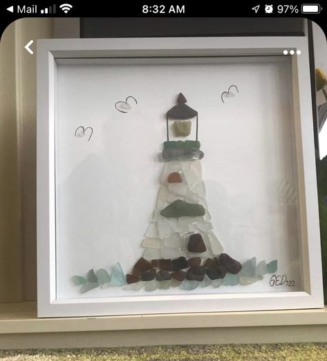 Simple Beach Glass Art, Beach Glass Lighthouse, Seaglass Lighthouse Art, Sea Glass Lighthouse, Beach Glass Projects, Sea Glass Pictures, Broken Glass Crafts, Glass Art Diy, Sea Glass Artwork