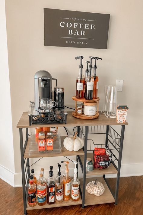 Home Coffee Cart, Coffee Bar Cart Ideas, Apartment Coffee Bar, Bar Small Space, Fall Coffee Bar Decor, Coffee Bar Setup, Coffee Cart Ideas, Starbucks Drink Orders, Fall Coffee Bar