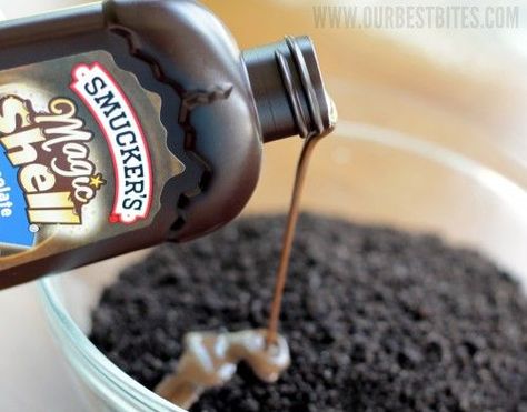 How to make chocolate crunchies in Dairy Queen cakes. the main reason for eating DQ cake! OH MY GOD NO WAY!!!!! Chocolate Crunchies, Dq Cake, Dairy Queen Cake, Queen Cake, Homemade Ice Cream Cake, Queen Cakes, Brownie Desserts, Dairy Queen, Köstliche Desserts