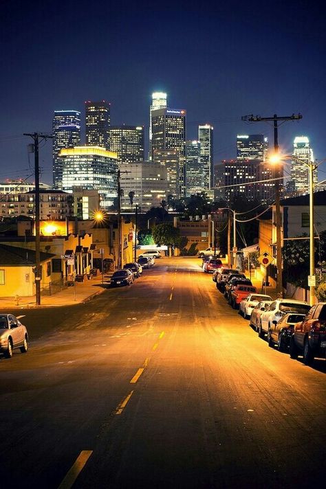 Los Angeles At Night, Los Angeles Wallpaper, Los Angeles Aesthetic, Usa Cities, Los Angeles City, City Of Angels, Los Angeles Area, California Dreamin', California Dreaming