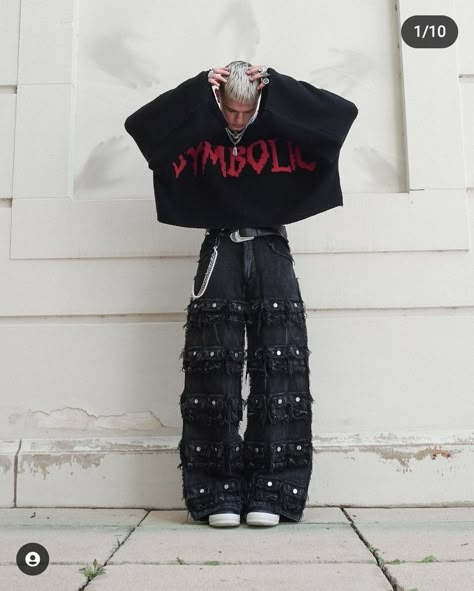 Male Outfit Inspo Aesthetic, Underground Outfit, Genderless Outfit, Industrial Fashion, Crazy Pants, Street Goth, Punk Streetwear, Genderless Fashion, Fashion Edgy