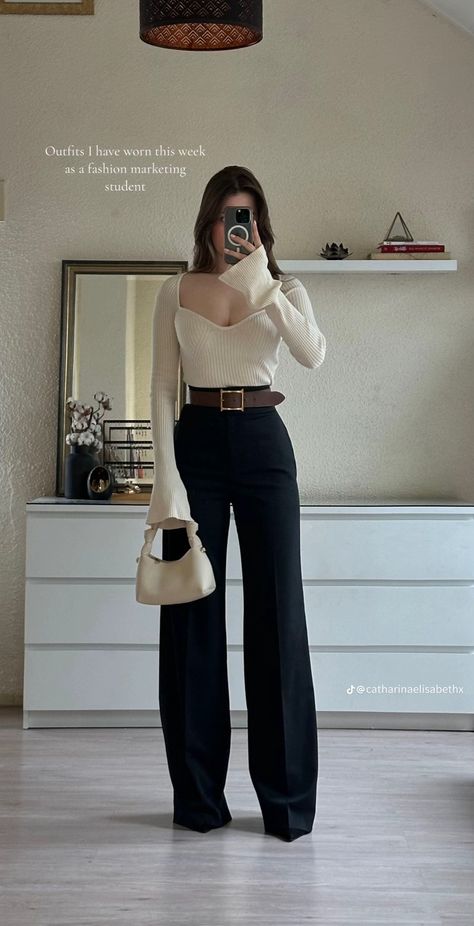 Chic Office Casual Outfit, Women Classy Outfits Casual, Winter Party Looks For Women, Short Neck Outfit, Outfit Semiformal Verano, Classy Pants Outfits, Semi Formal Outfits For Women Winter, Company Dinner Outfit, Semi Formal Dinner Outfit