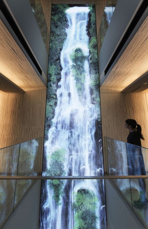 GINZA SIX | teamLab / チームラボ Corner Bathroom Sink, Corner Bathroom, Asian Art Museum, Public Artwork, Ginza Six, Hotel Interior Design, Interactive Art, Video Wall, Japanese Painting