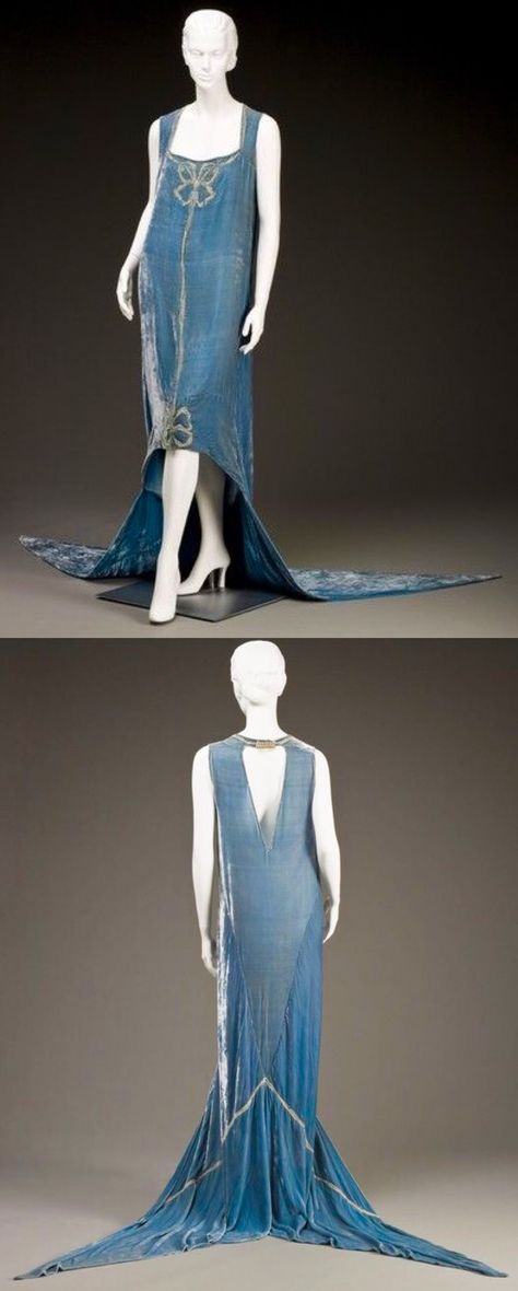 Callot Soeurs | 1920s Callot Soeurs, Museum Of Art, On Display, Evening Dress, Velvet, Blue, White, Design, Art