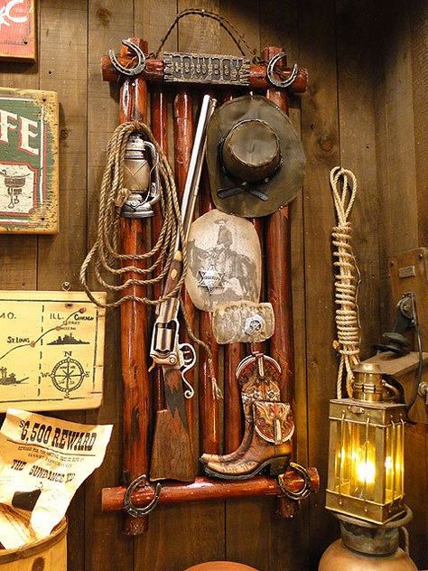 Western Restaurant Design, Wild West Interior, Saloon Aesthetic, Saloon Decor Interior Design, Ghost Town Halloween, Old West Decor, Wild West Decor, Beer Garden Ideas, Ranch Style Decor