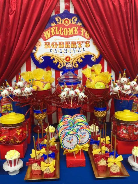 Blue Yellow Party, Carnival Bday Party, Carnival Birthday Theme, Dumbo Birthday Party, Greatest Showman Party, Dumbo Birthday, Carnival Birthday Party Ideas, Carnival Baby Showers, Circus 1st Birthdays